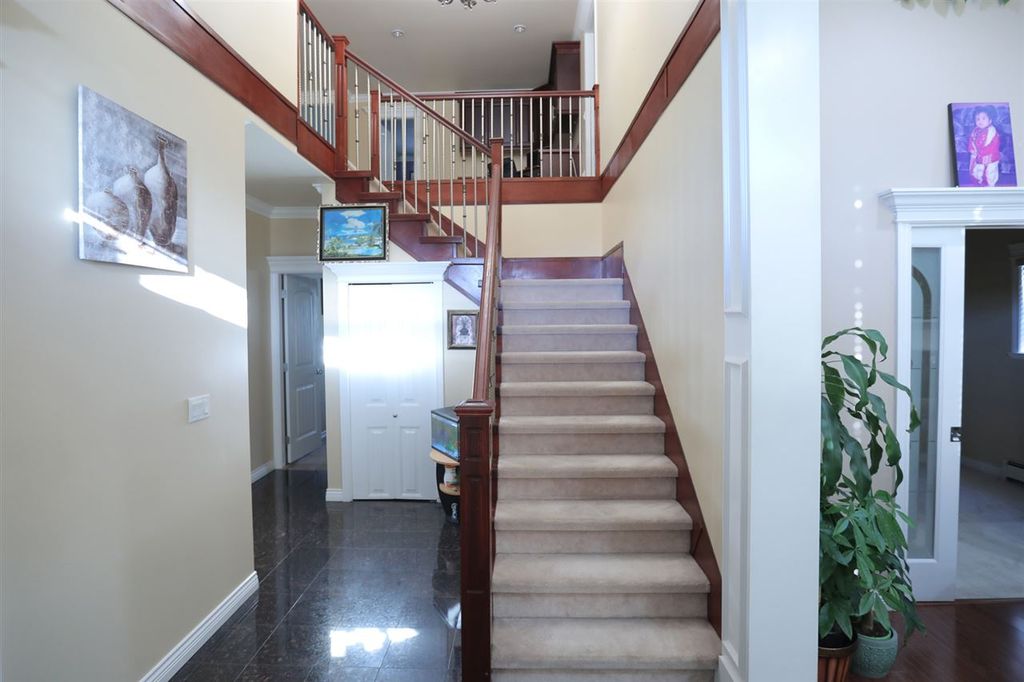 listing image 1102046063690768836