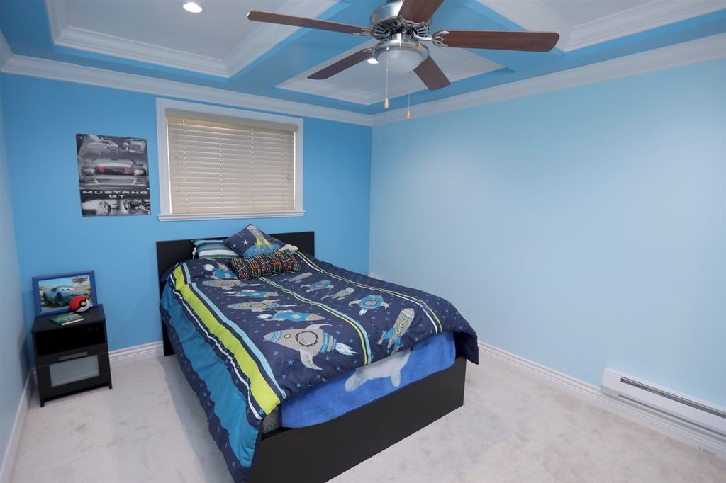 listing image 1104654288951944554