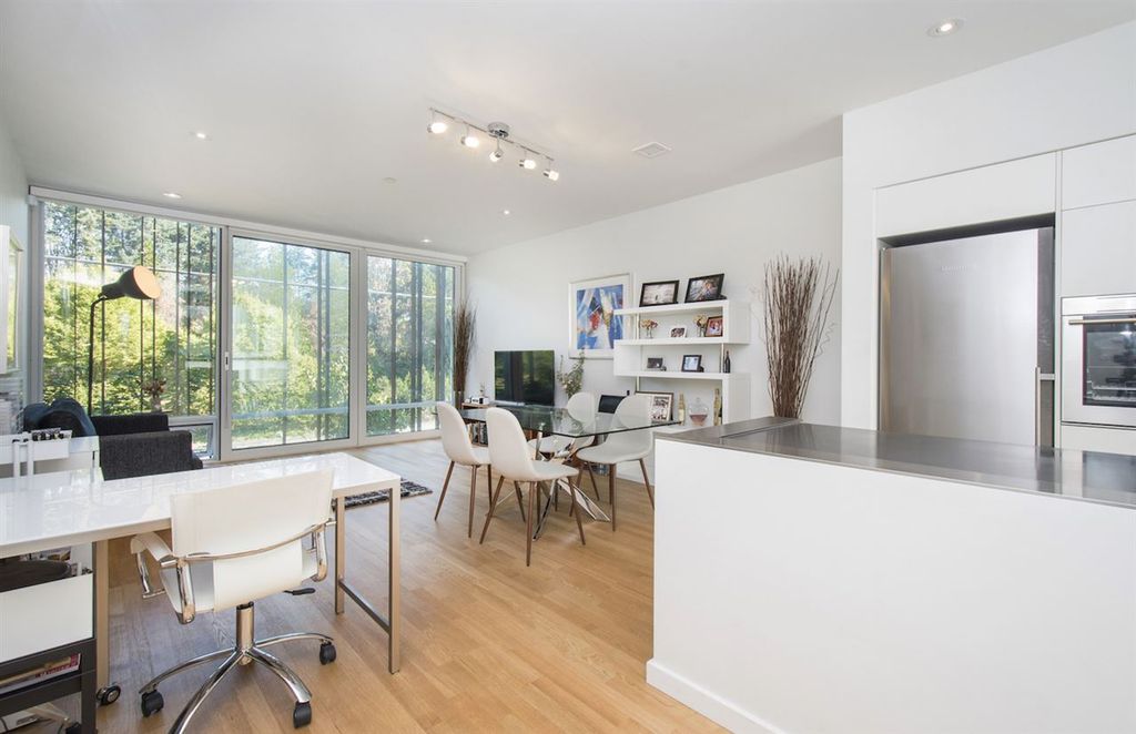 listing image 1105194791321206542