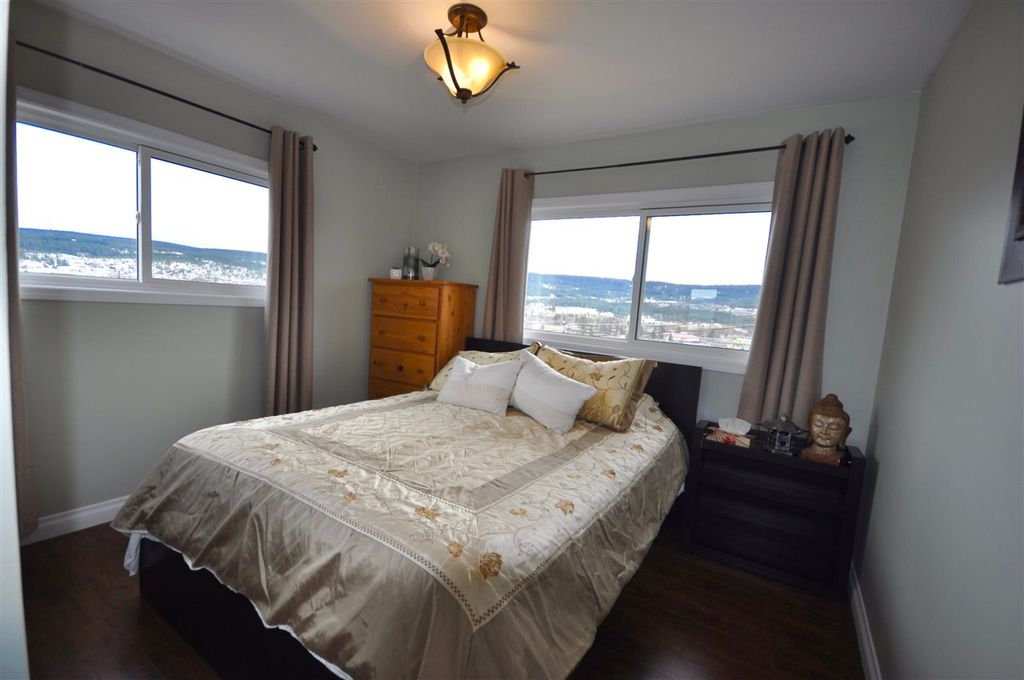 listing image 1107501338105047701