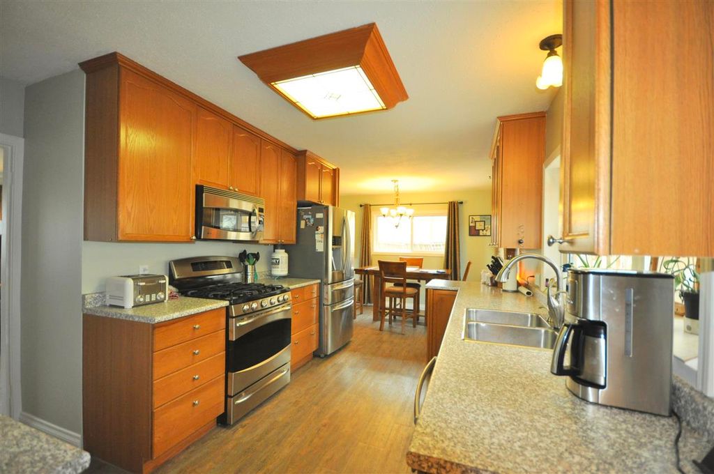 listing image 1100428382659122072