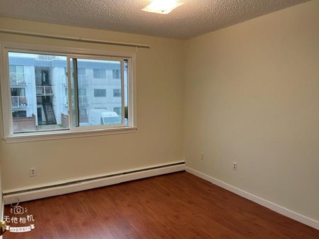 listing image 1100460943859908244