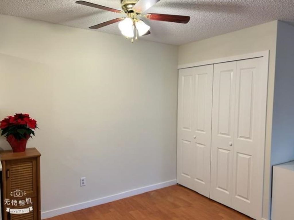 listing image 1103918507336171522