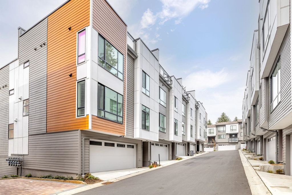 listing image 1105962879477005056