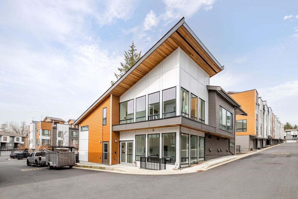 listing image 1107008036414063809