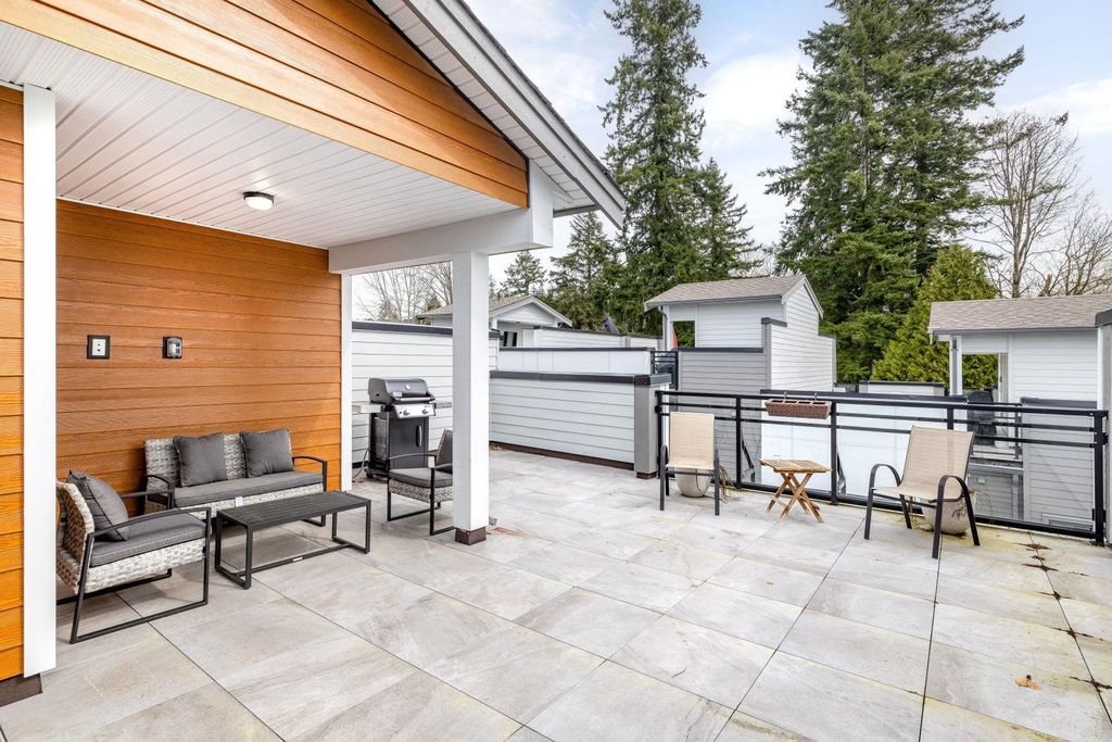 listing image 1104406639774768546