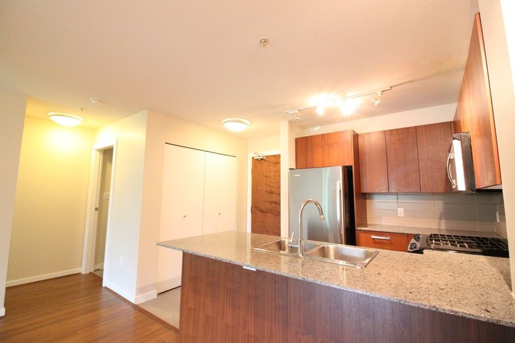 listing image 1106820702597659955