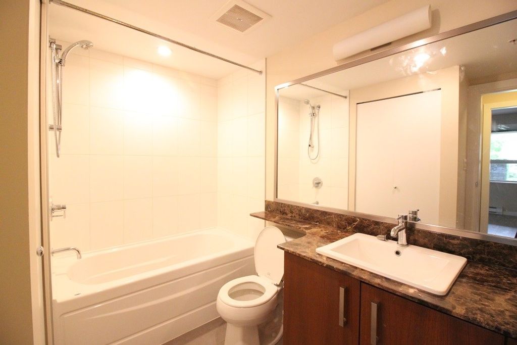 listing image 1103482287435439409