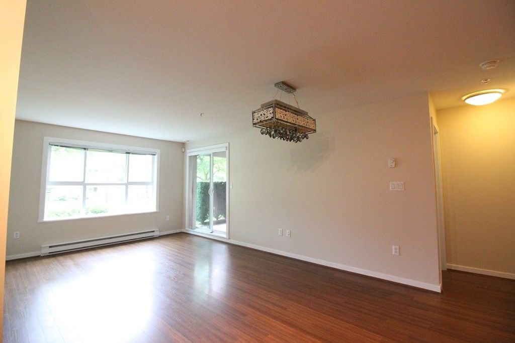 listing image 1109813079092202192