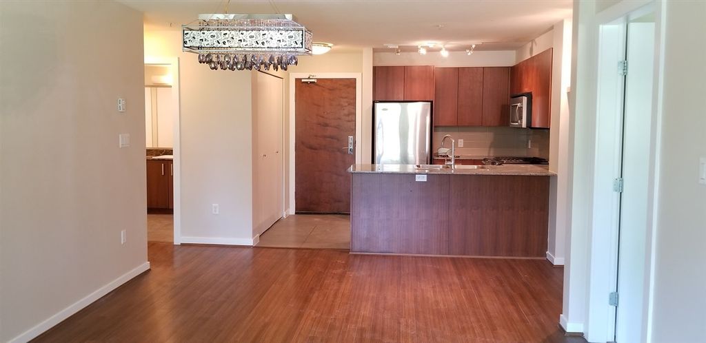 listing image 1104583483391053155
