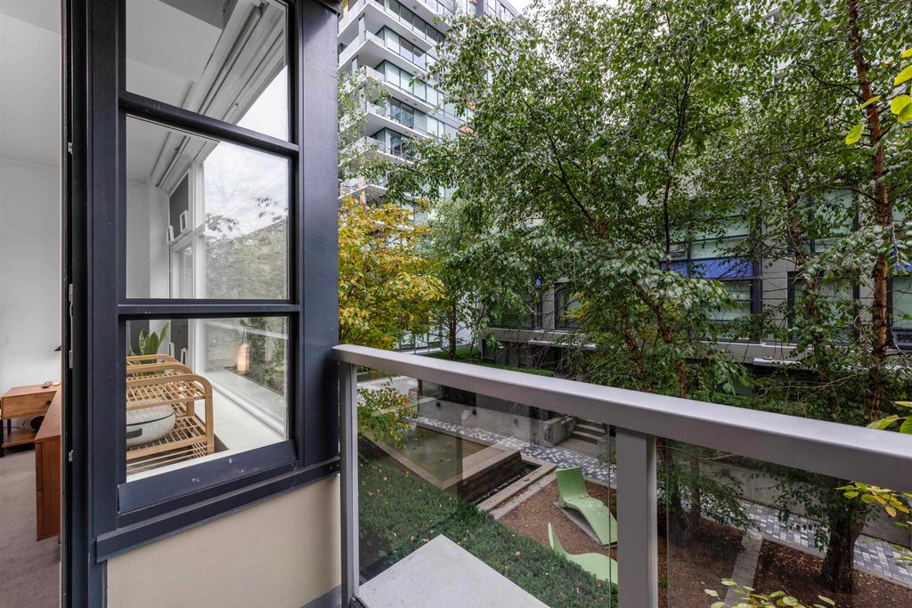 listing image 1102142727013220808