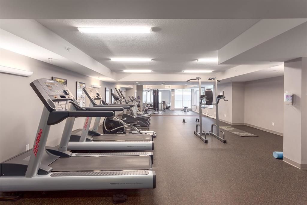 listing image 1101348176548459343