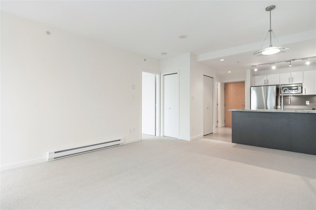 listing image 1102697282957021503