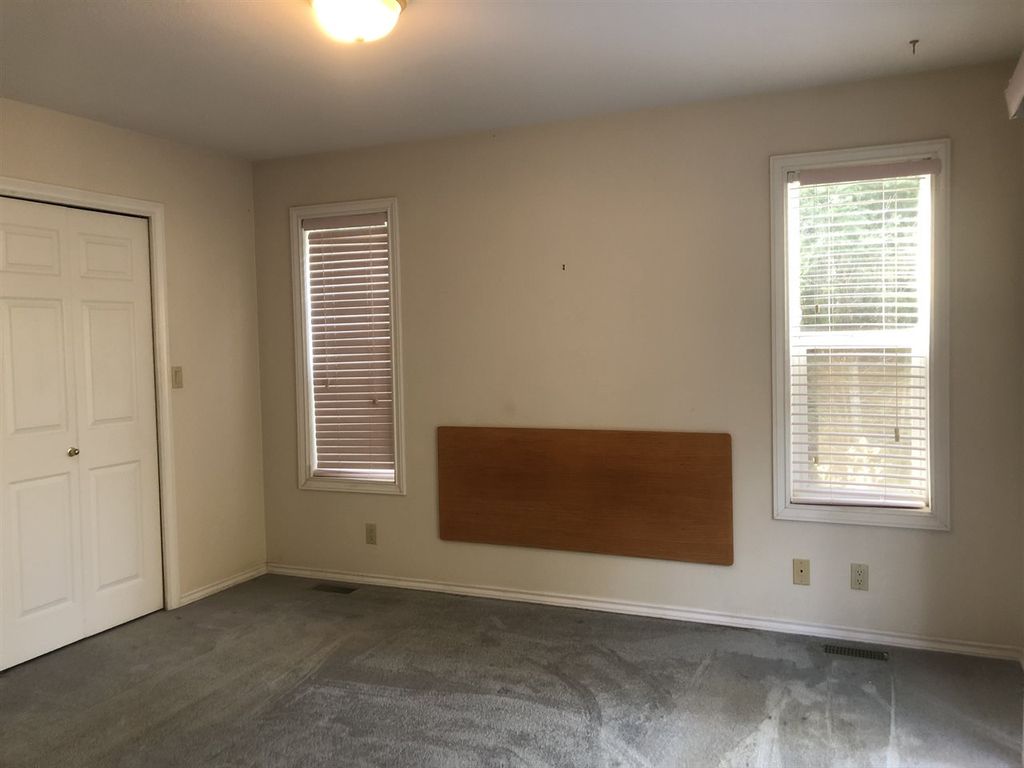 listing image 1103707716175852062