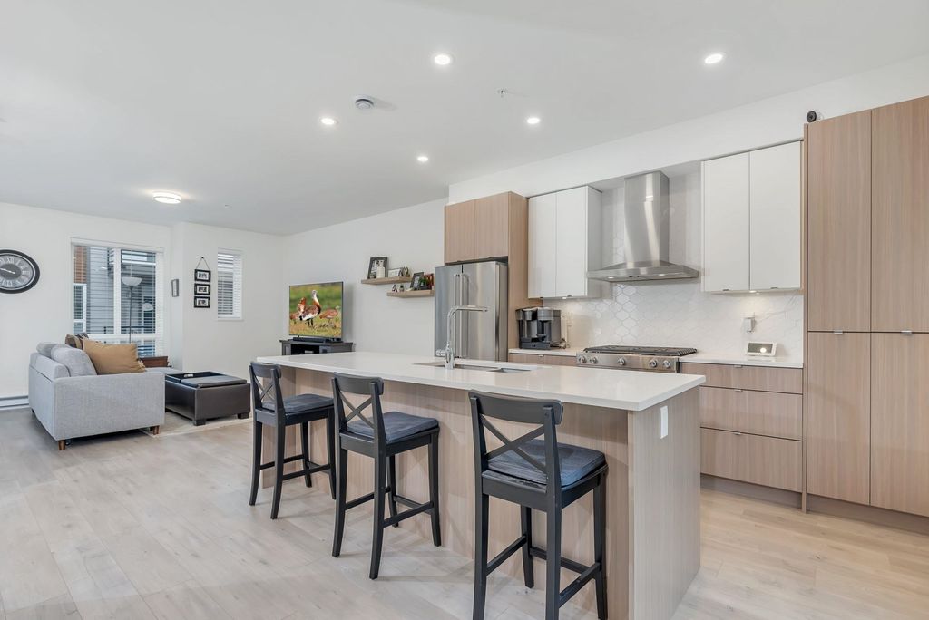 listing image 1101948589650416212