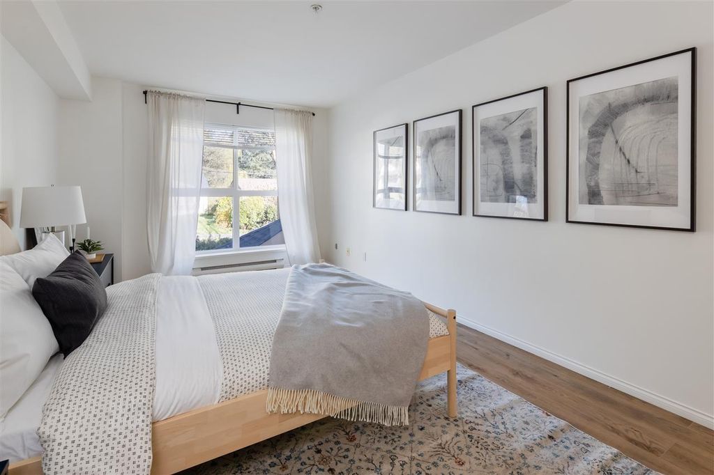 listing image 1101237641830267568