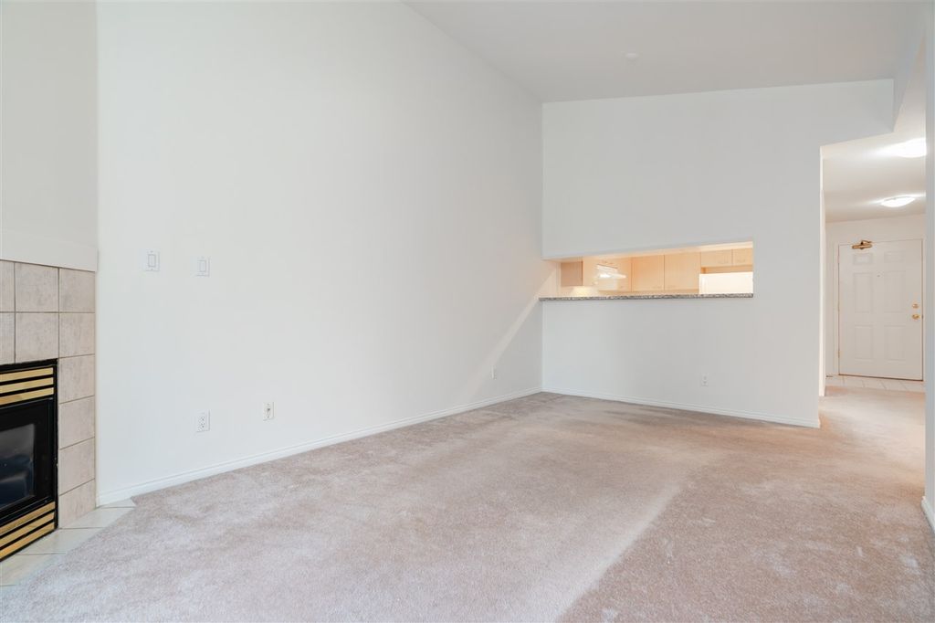 listing image 1105496090722563428