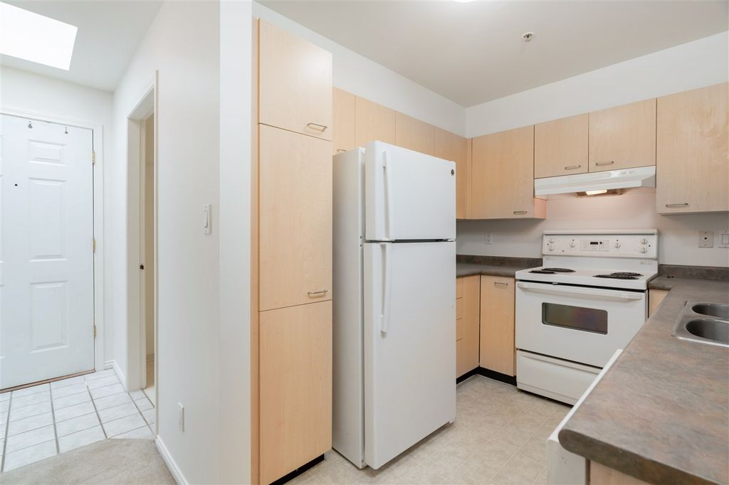 listing image 1102376884685687769