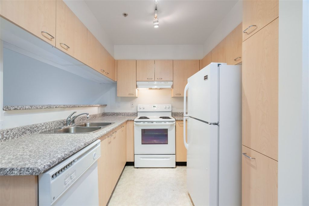 listing image 1100532707799179612