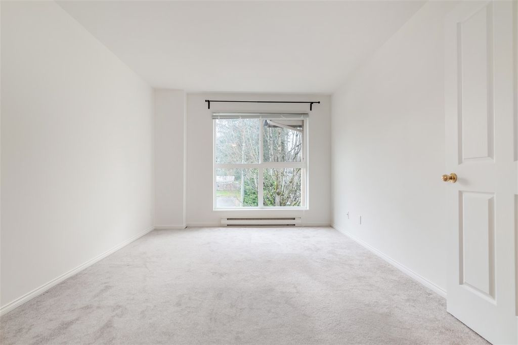 listing image 1105950217809702193