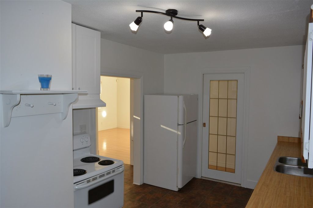 listing image 1105209952085870417