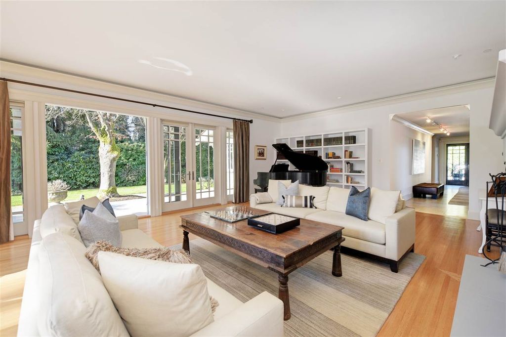 listing image 1100335424342907681