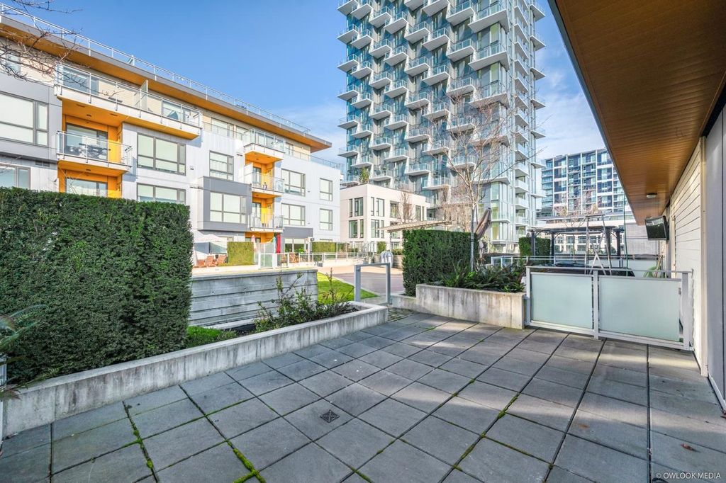 listing image 1100004902801375392