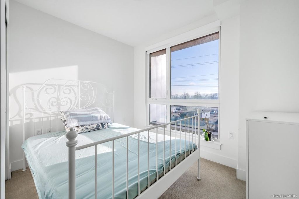 listing image 1100135103615962728