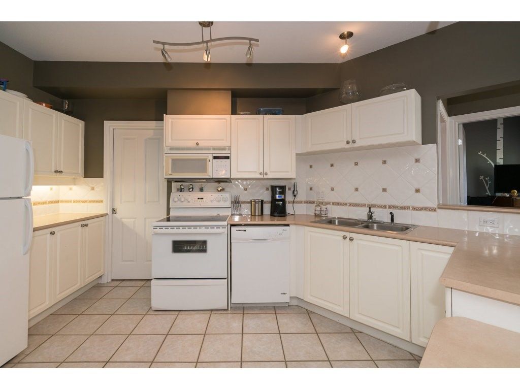 listing image 1105138252196310993