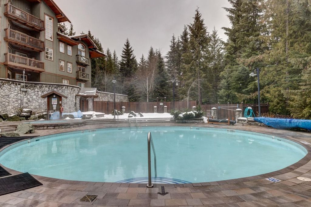 listing image 1105658459628561787