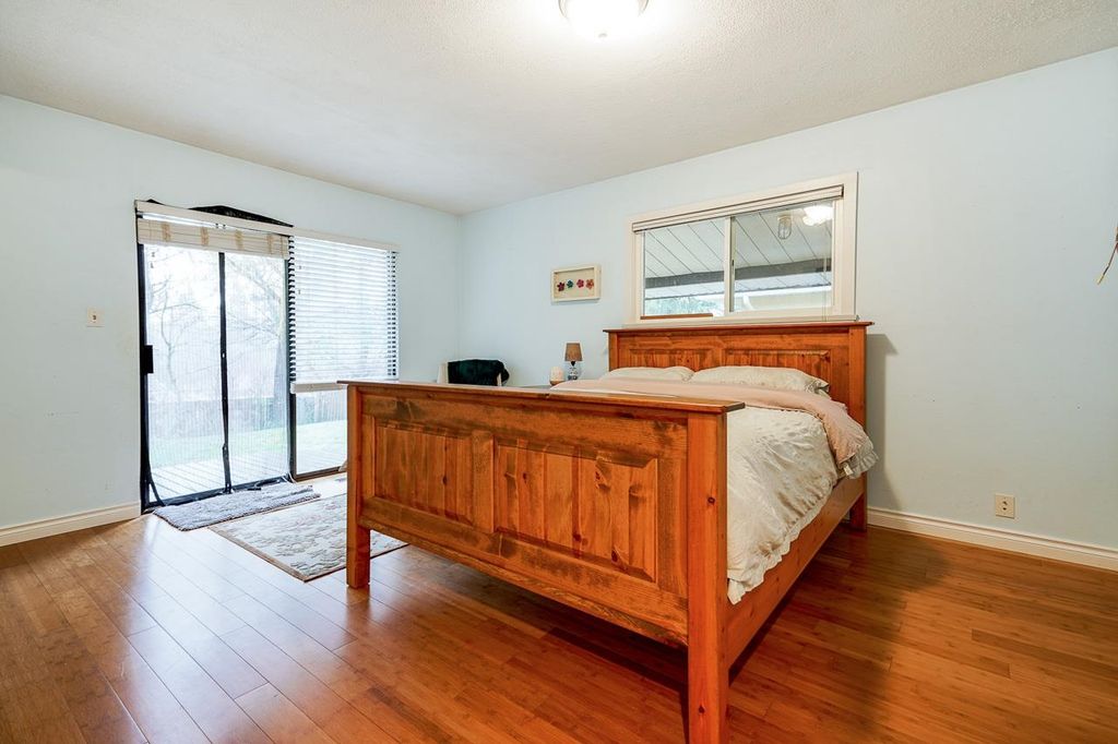 listing image 1103197034187702020