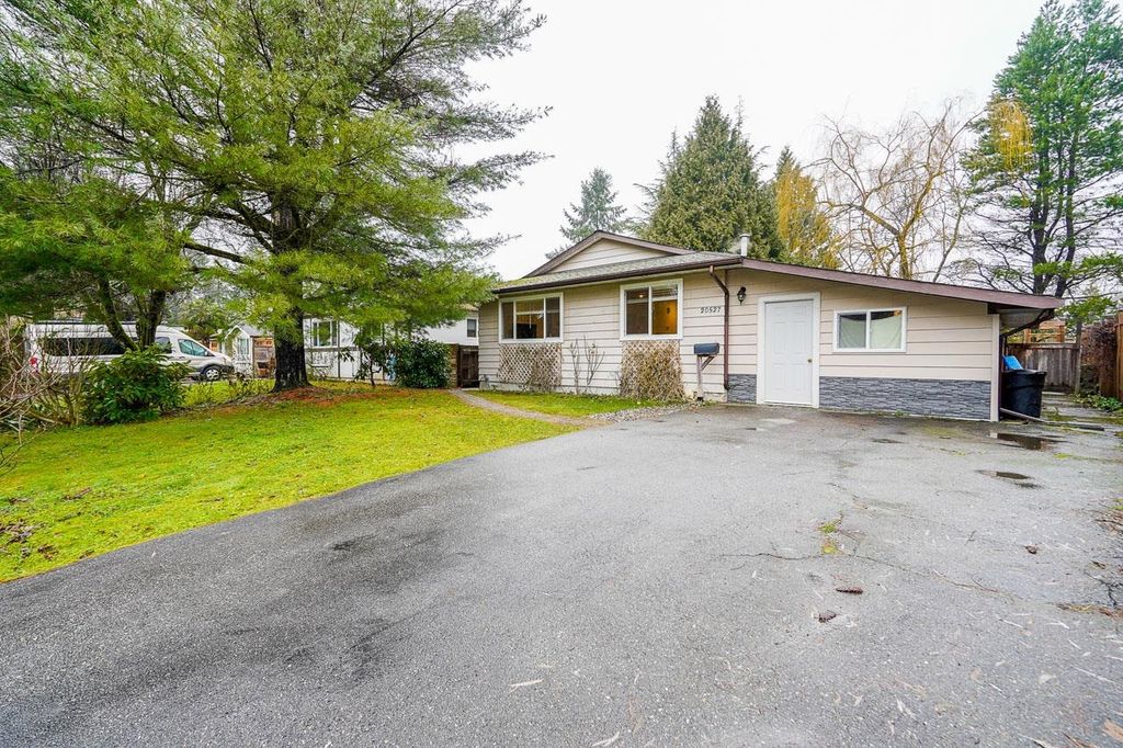 listing image 1103550623522065570