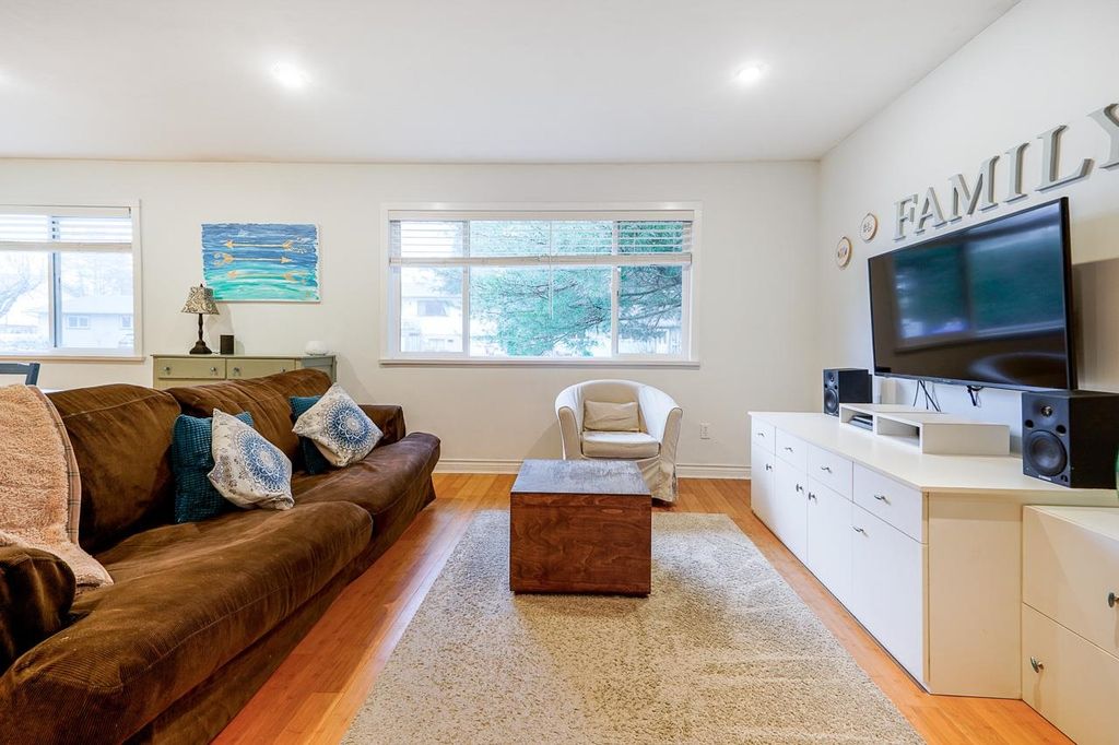 listing image 1104651294505115305