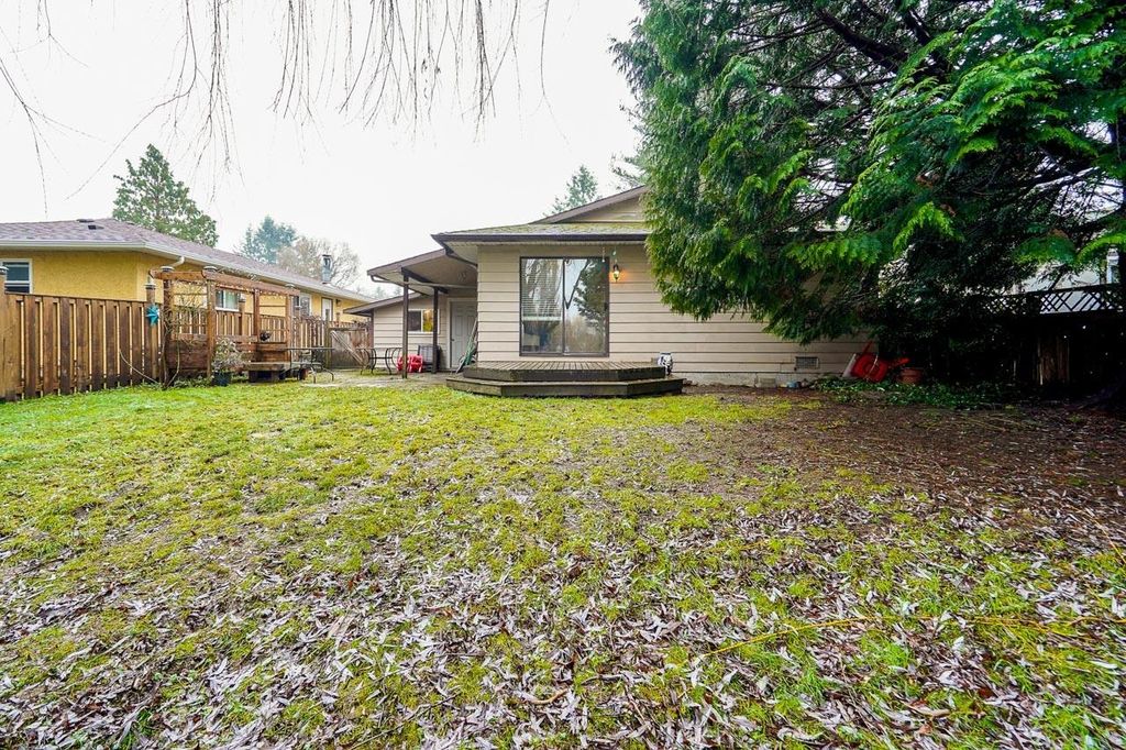 listing image 1102790351309923840