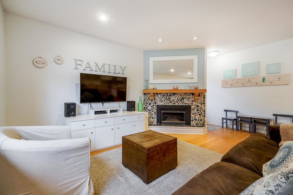 listing image 1100210834099452254