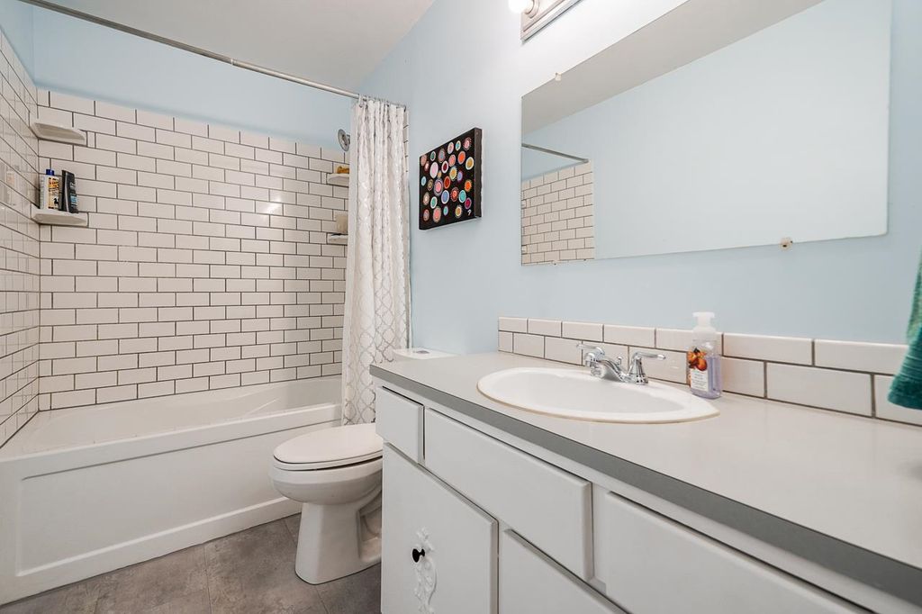 listing image 1103724866674341195