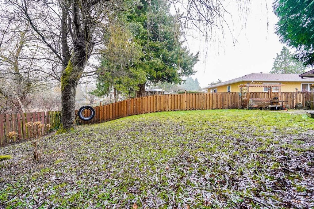listing image 1106661236872726472