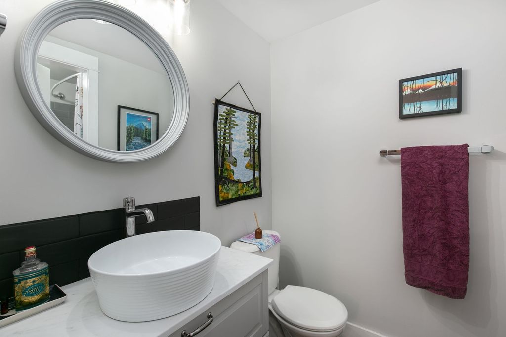 listing image 1105628991967453546