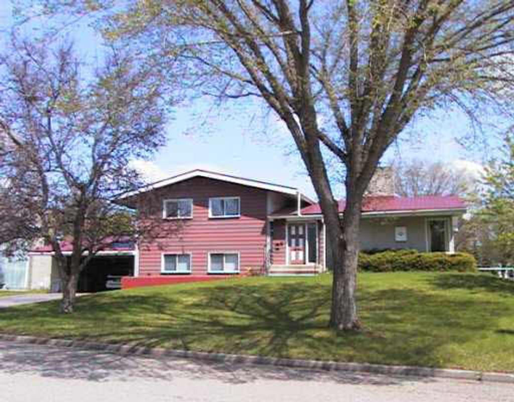 listing image 1102731228299796262