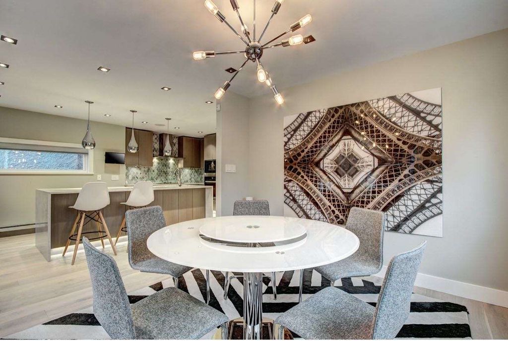 listing image 1103543935934328516