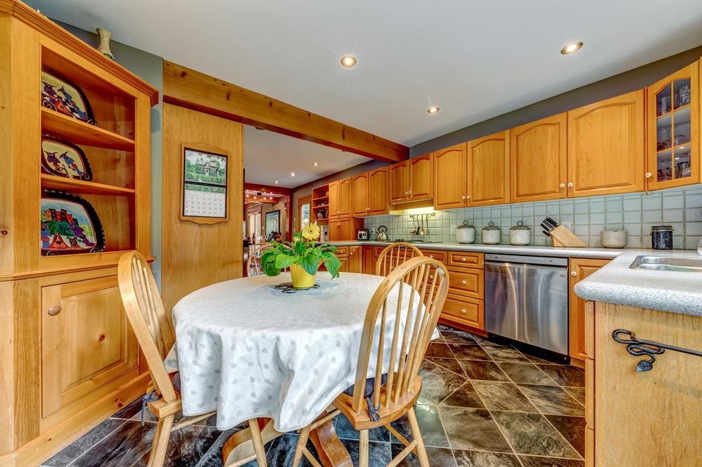 listing image 1109694198402779859