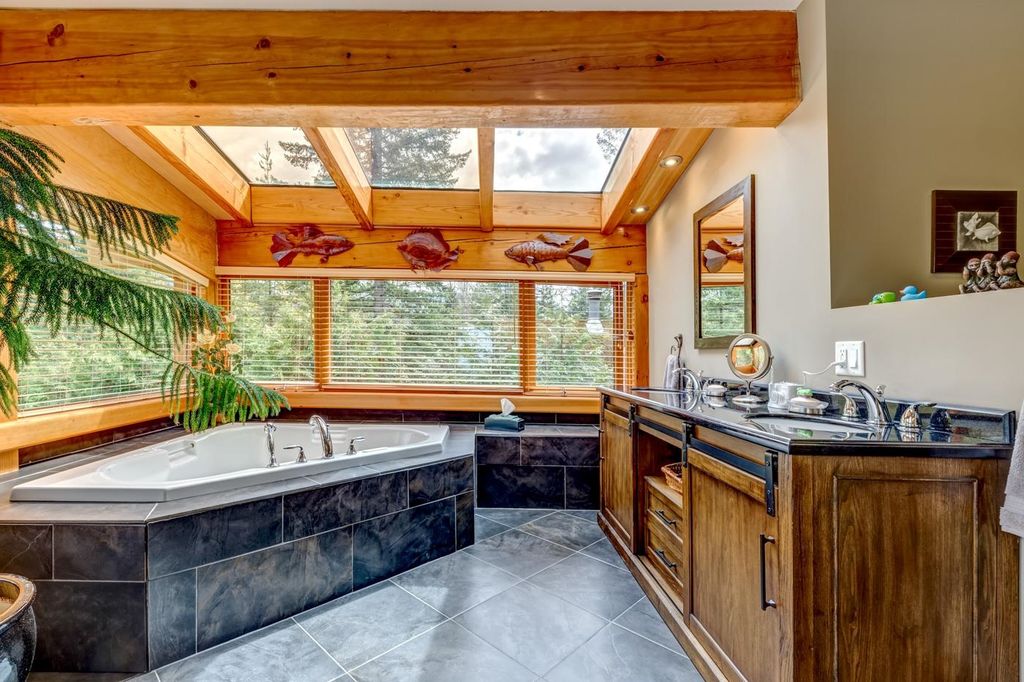 listing image 1101545233022245033