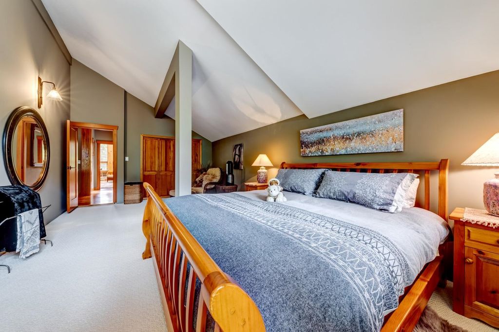 listing image 1108231480527732853