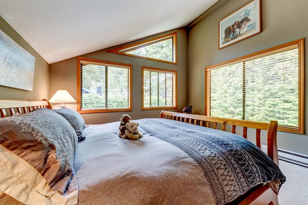 listing image 1104639958077167144