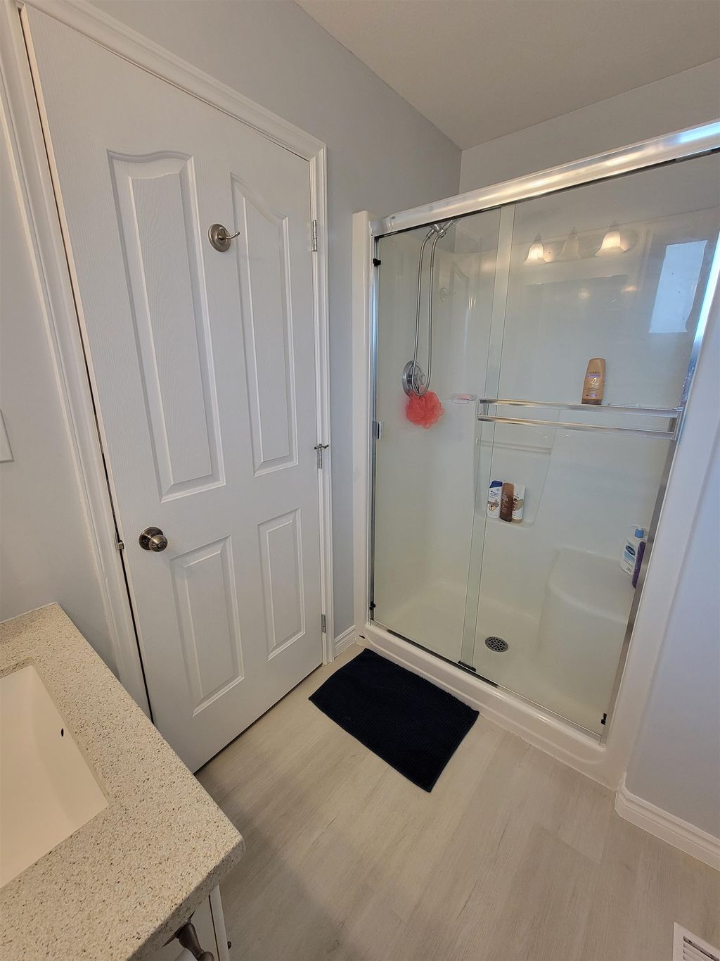 listing image 1105524676053735090