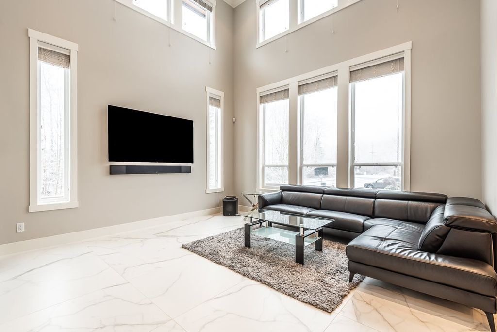 listing image 1106000488576175463