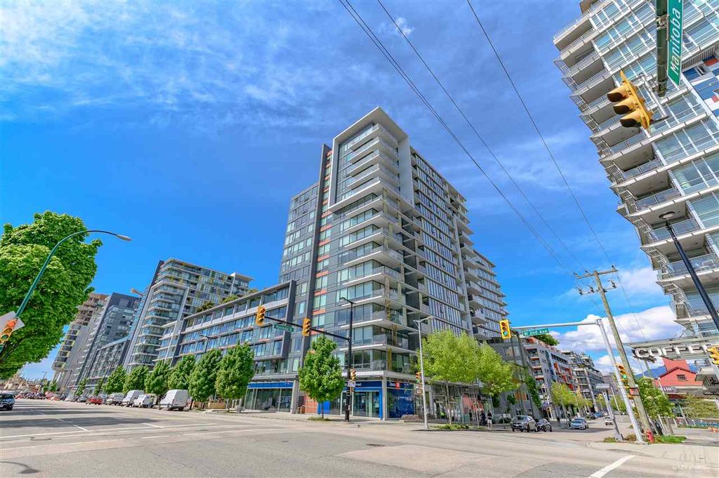 listing image 1109676853510819408