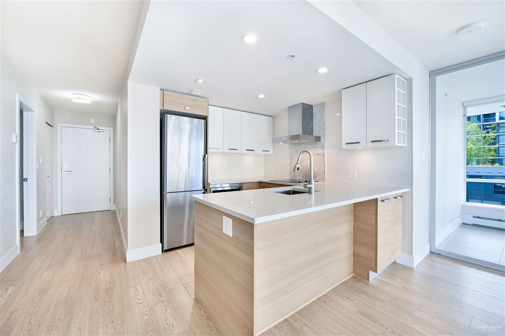 listing image 1109227582931240004