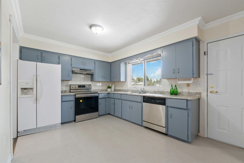 listing image 1101929464412249742