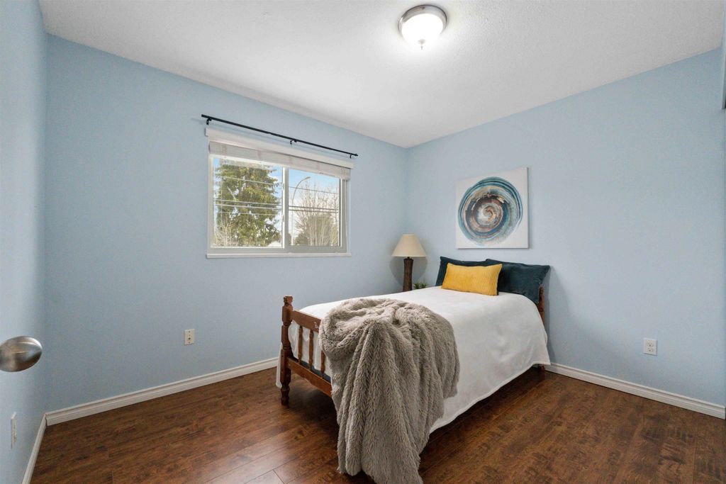 listing image 1105964107229533595